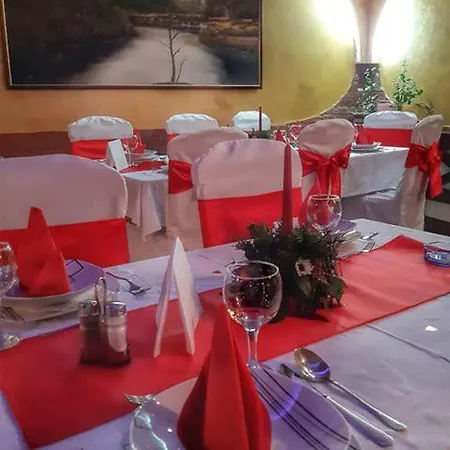 Maximilian I 3* Luzani